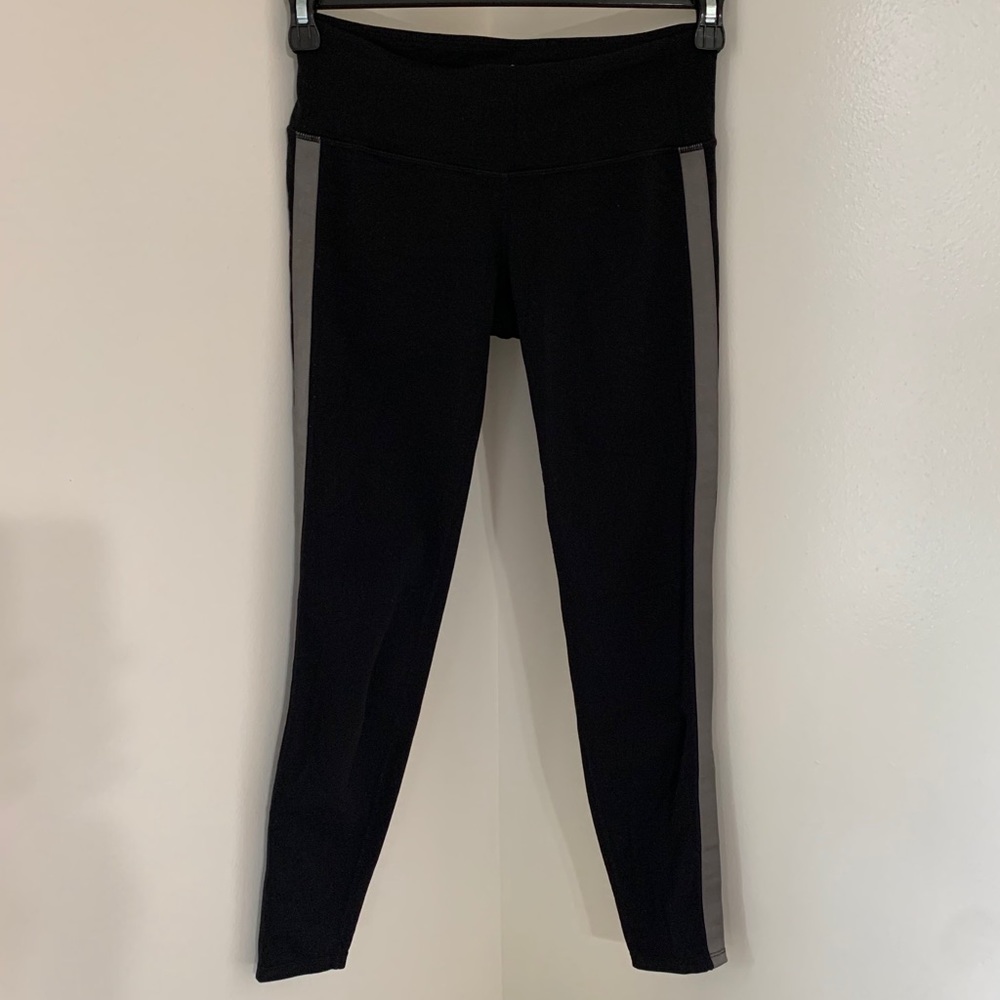 Athleta City Limits Chaturanga Leggings - Picture 3 of 10